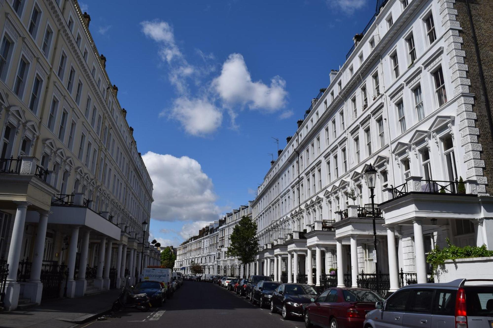 The Kensington Heights London Exterior photo