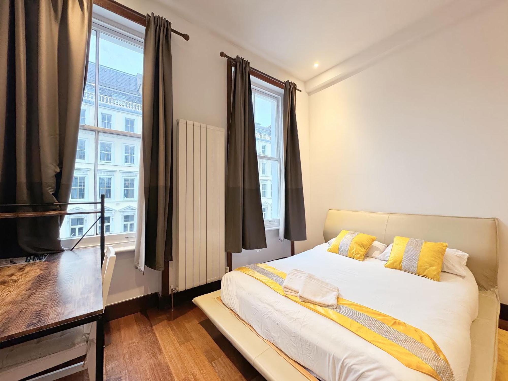 The Kensington Heights London Exterior photo