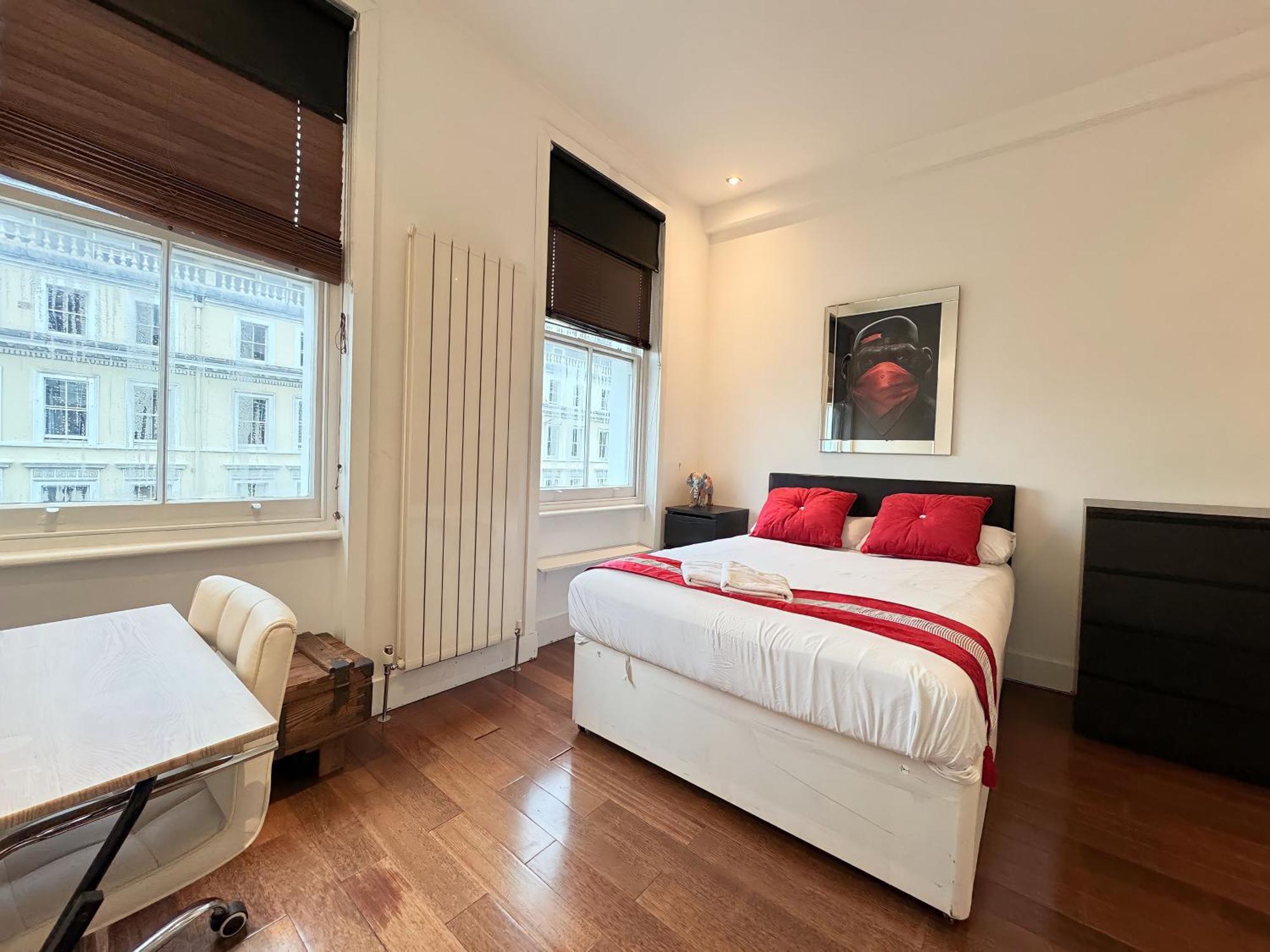 The Kensington Heights London Exterior photo