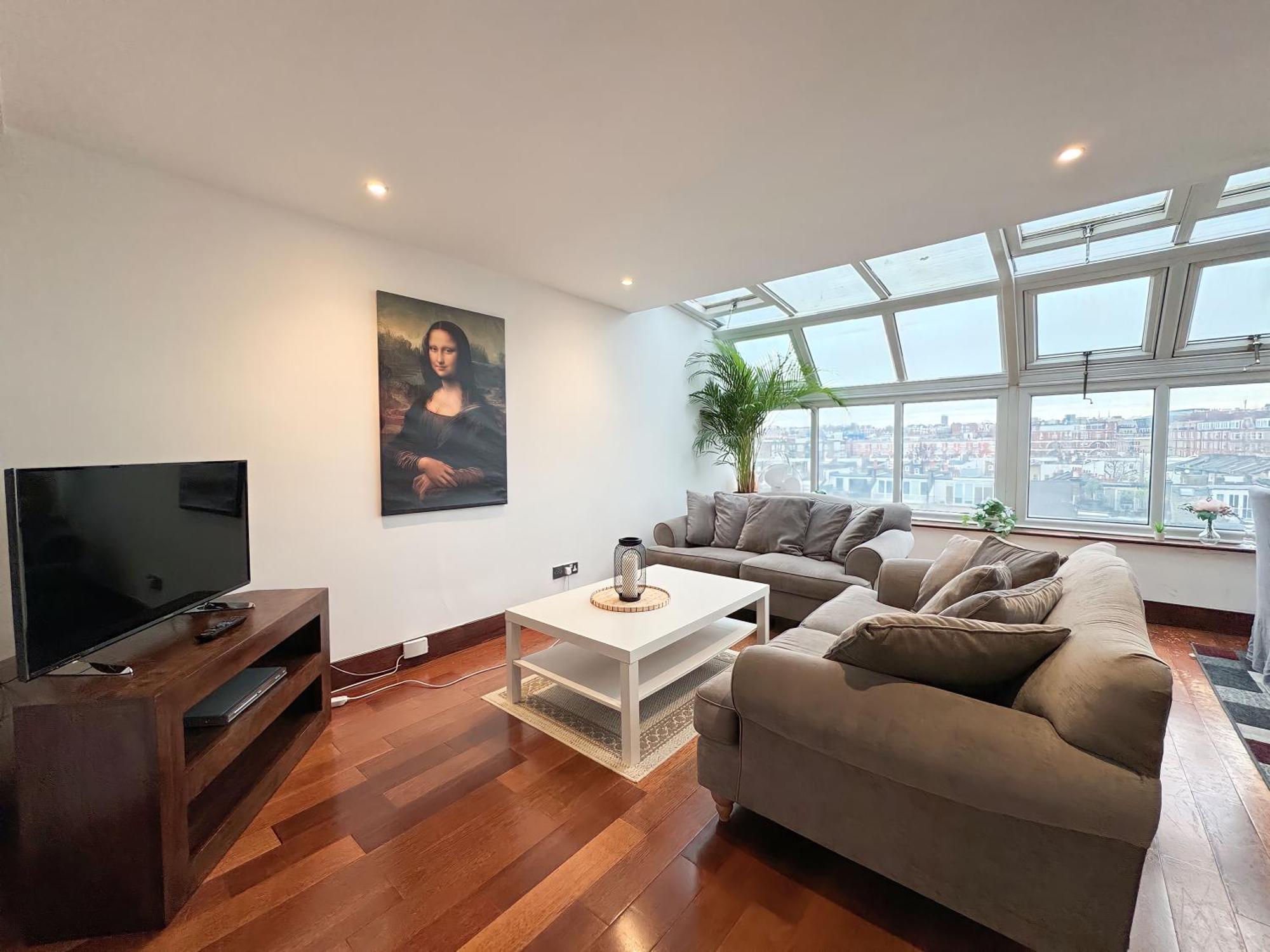 The Kensington Heights London Exterior photo